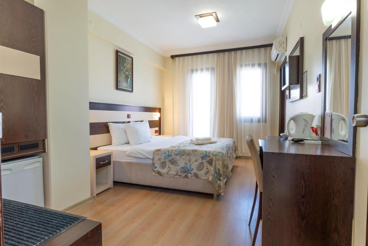 Hotel Karacam Foça Extérieur photo