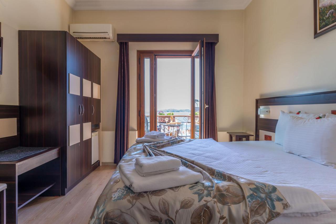 Hotel Karacam Foça Extérieur photo
